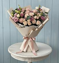 Букет цветов из:  Розы и Лизиантусы #REPLACE_PRED# Тынде