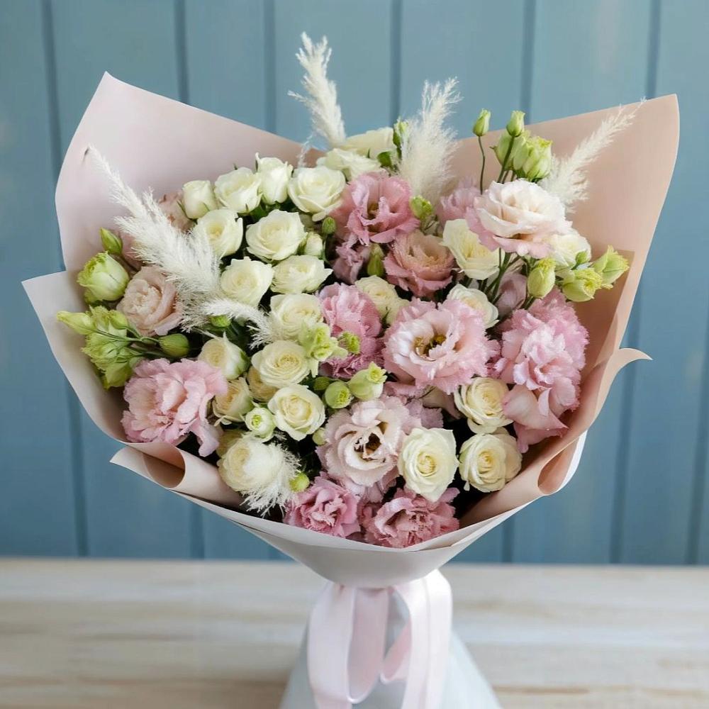 Букет цветов из: Альстромерии и Розы в Тынде