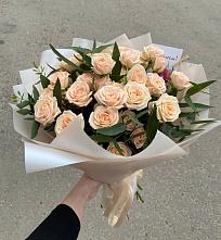 Букет Кремовые розы Латте в Тынде