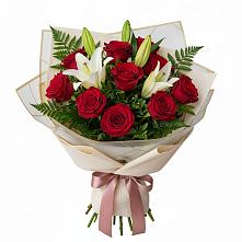 Букет цветов из:  Лилии и Розы в Тынде