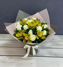 Букет цветов из:  Орхидеи и Розы в Тынде