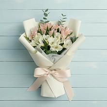 Букет цветов из:  Альстромерии в Тынде
