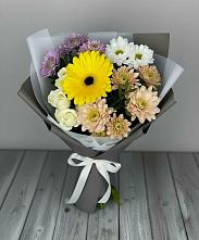 Букет цветов из:  Розы, Герберы и Хризантемы в Тынде