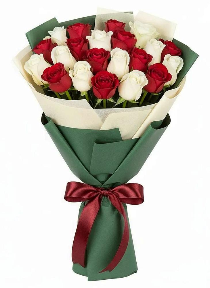 Букет Микс из красных и белых роз в Тынде