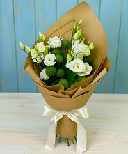 Букет цветов из:  Хризантемы и Лизиантусы #REPLACE_PRED# Тынде