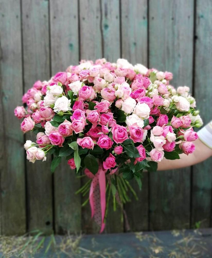 Букет Розовые кустовые розы Натали и Лав Лидия в Тынде