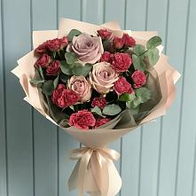 Букет цветов из:  Гвоздики и Розы в Тынде